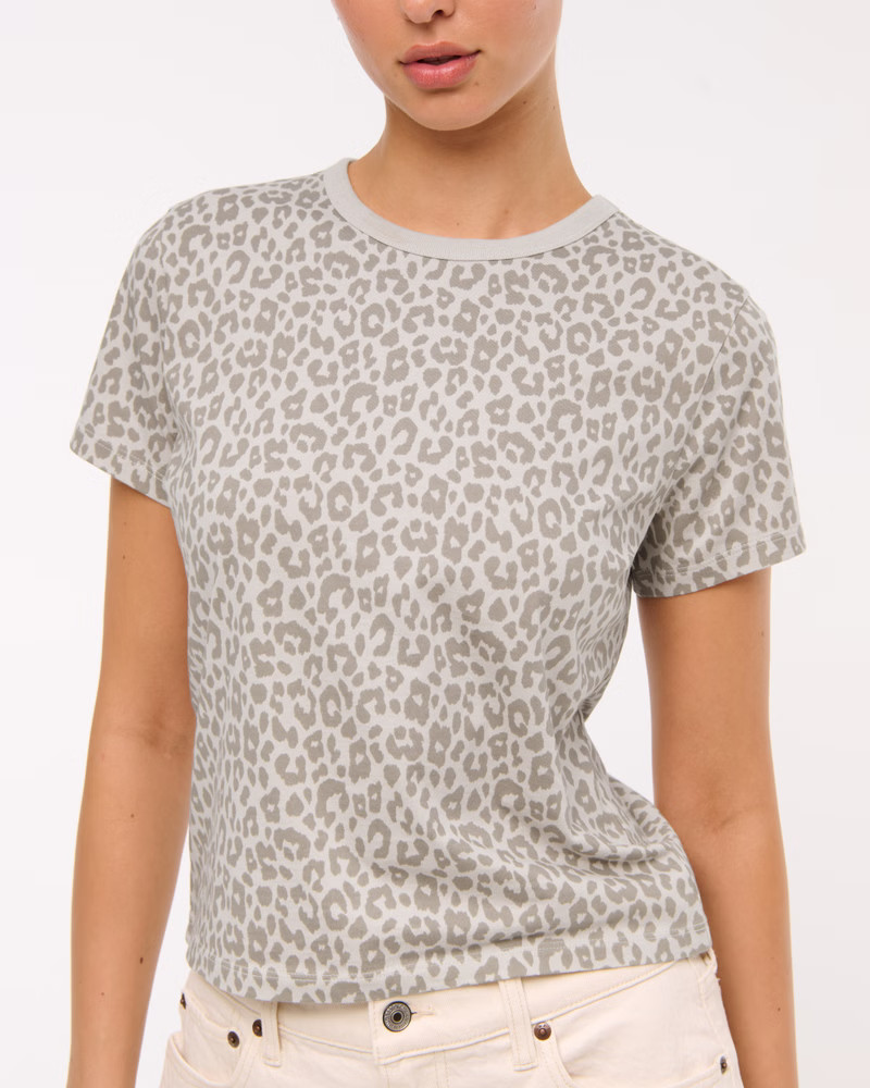 Women's Essential Polished Body-Skimming Tee | Women's Tops | Abercrombie.com | Abercrombie & Fitch (US)