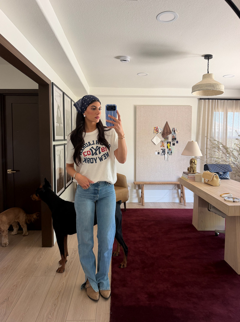 26 in jeans, small tee 

 