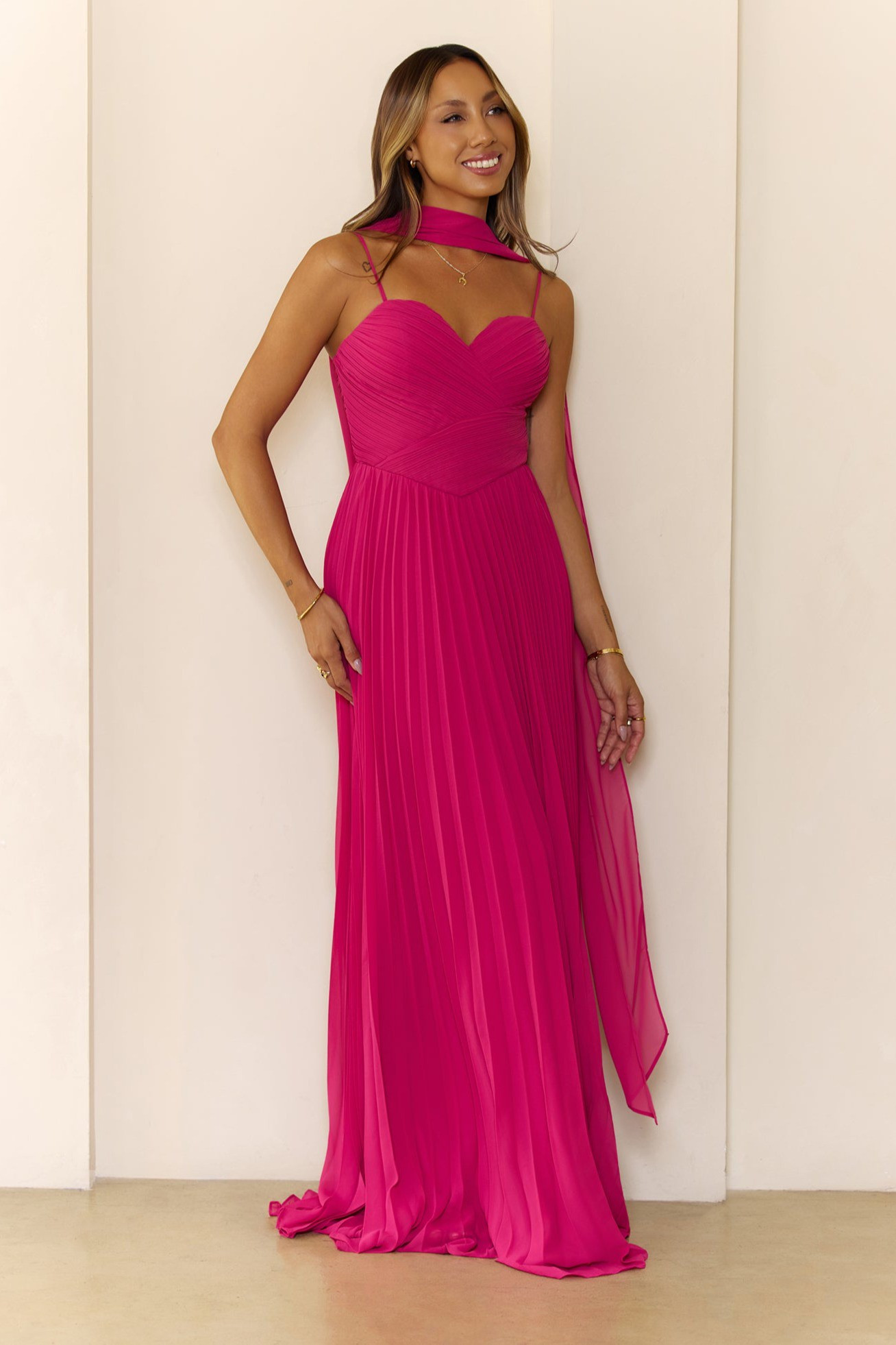 Total prom-night slay ✨ These Hello Molly prom dresses are that girl energy—perfect for prom, weddings, and any fancy night out. From sexy black and sparkly sequin styles to dreamy pink, blue, red, and yellow prom dresses, these fits are made to stand out and turn heads 💃💖#LTKProm #HelloMolly #PromDress #Prom2026 #FormalDress #WeddingGuestDress #BlackPromDress #SexyPromDress #SequinPromDress #PinkPromDress #BluePromDress #RedPromDress #YellowPromDress #LTKStyle #LTKFinds #LTKFashion #OccasionDress #NightOutLook

#LTKSeasonal #LTKWedding #LTKSaleAlert