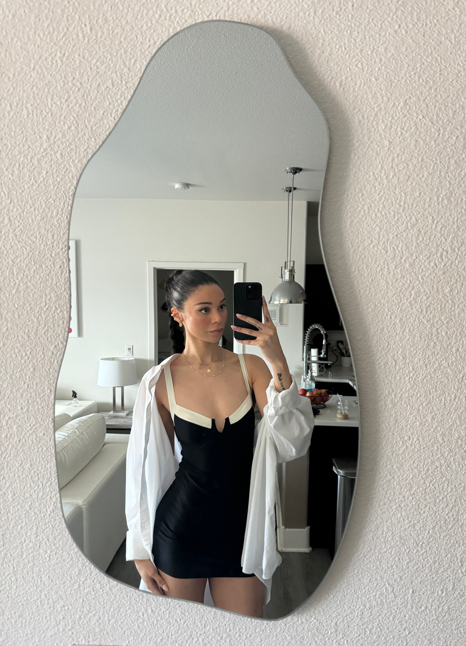 The irregular shaped mirror of my dreams 🖤

#LTKFindsUnder100 #LTKHome