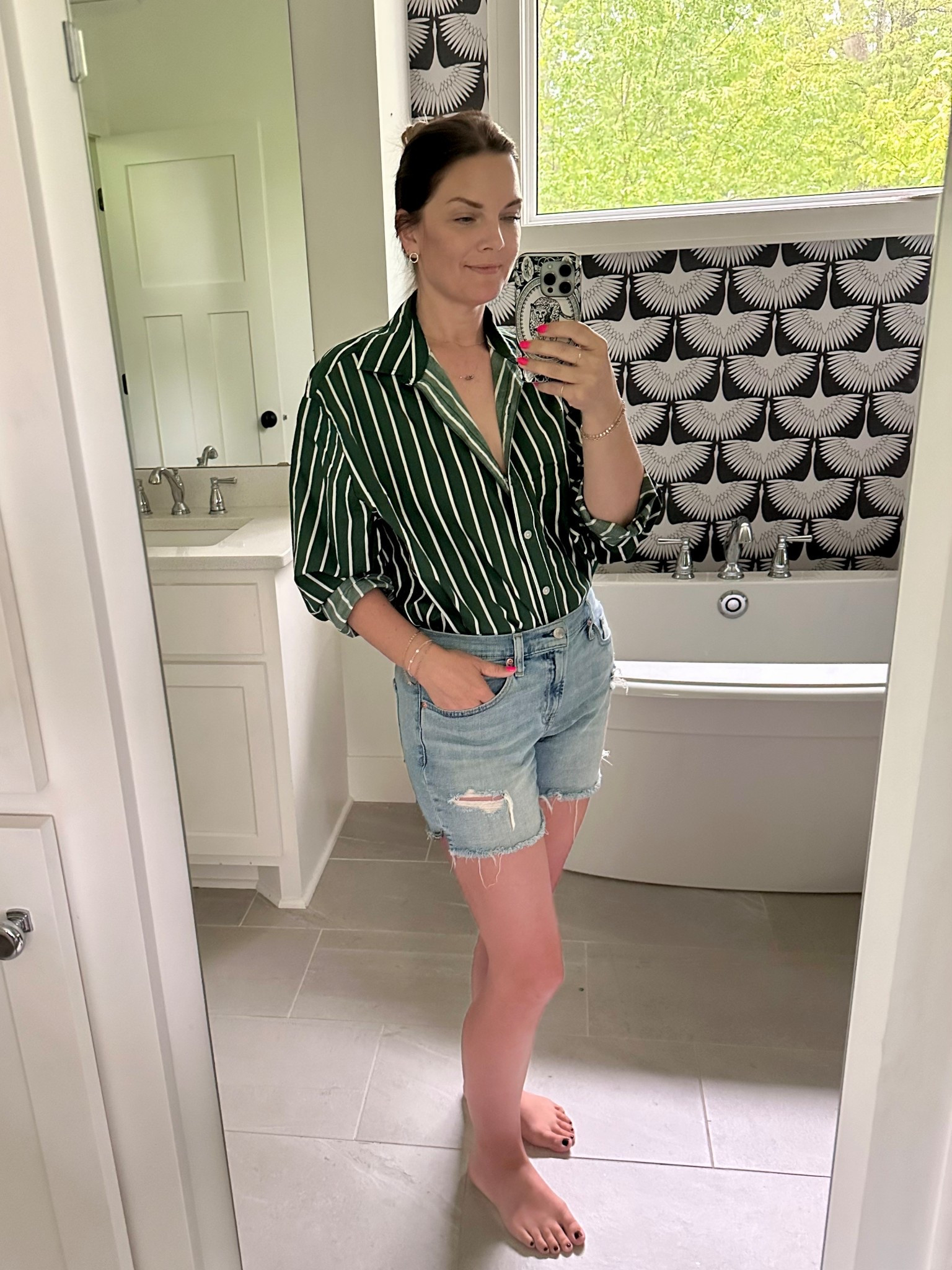 This button down makes me feel put together but still comfortable. Plus from AE is on sale!

#LTKSaleAlert #LTKMidsize #LTKU