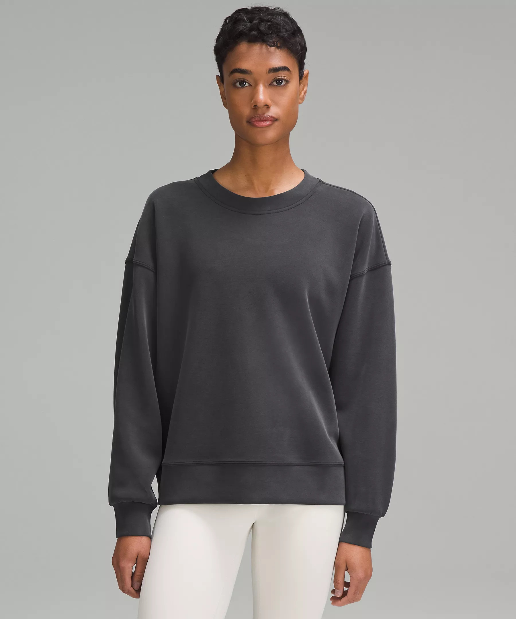 Softstreme Perfectly Oversized Crewneck Pullover | Women's Hoodies & Sweatshirts | lululemon | Lululemon (US)