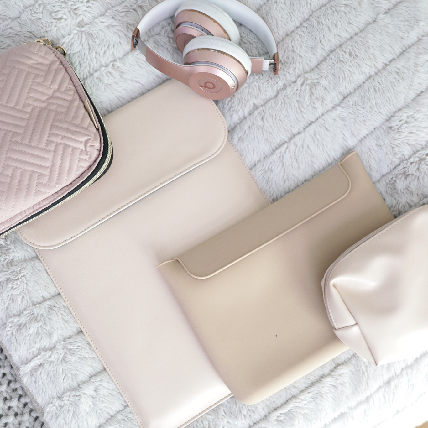 Pack My Tech

#LTKFind #LTKitbag #LTKhome