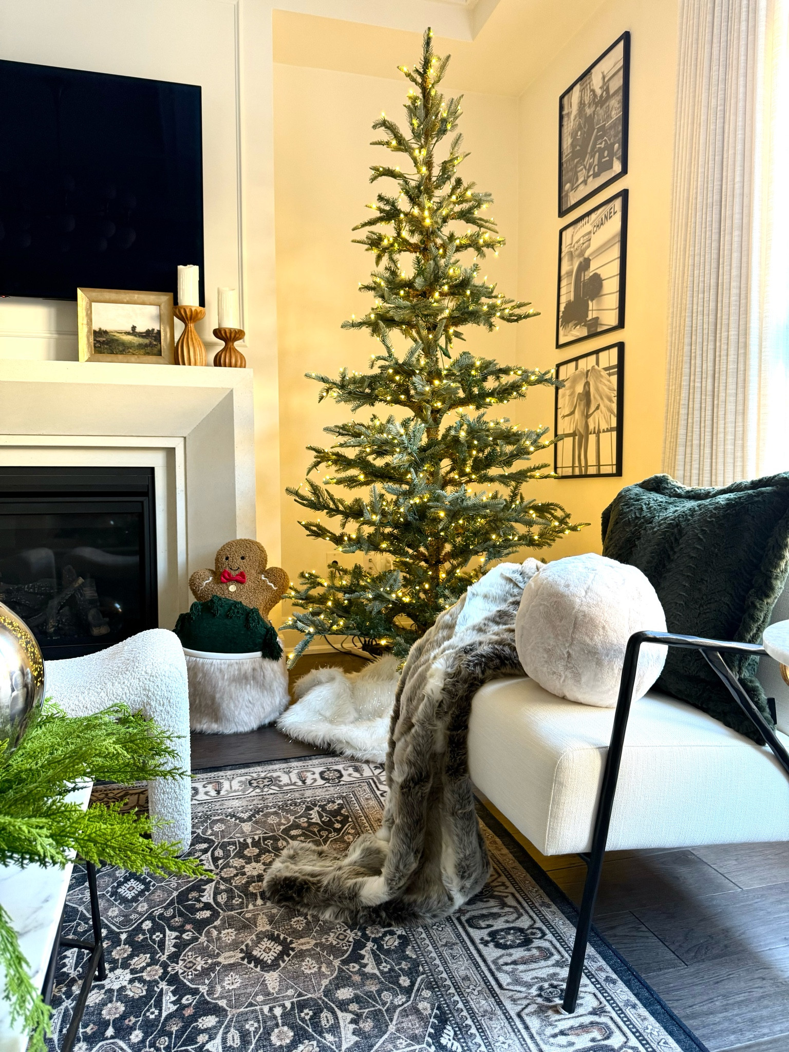 Holiday decorrations

#LTKstyletip #LTKsale #LTKcanada