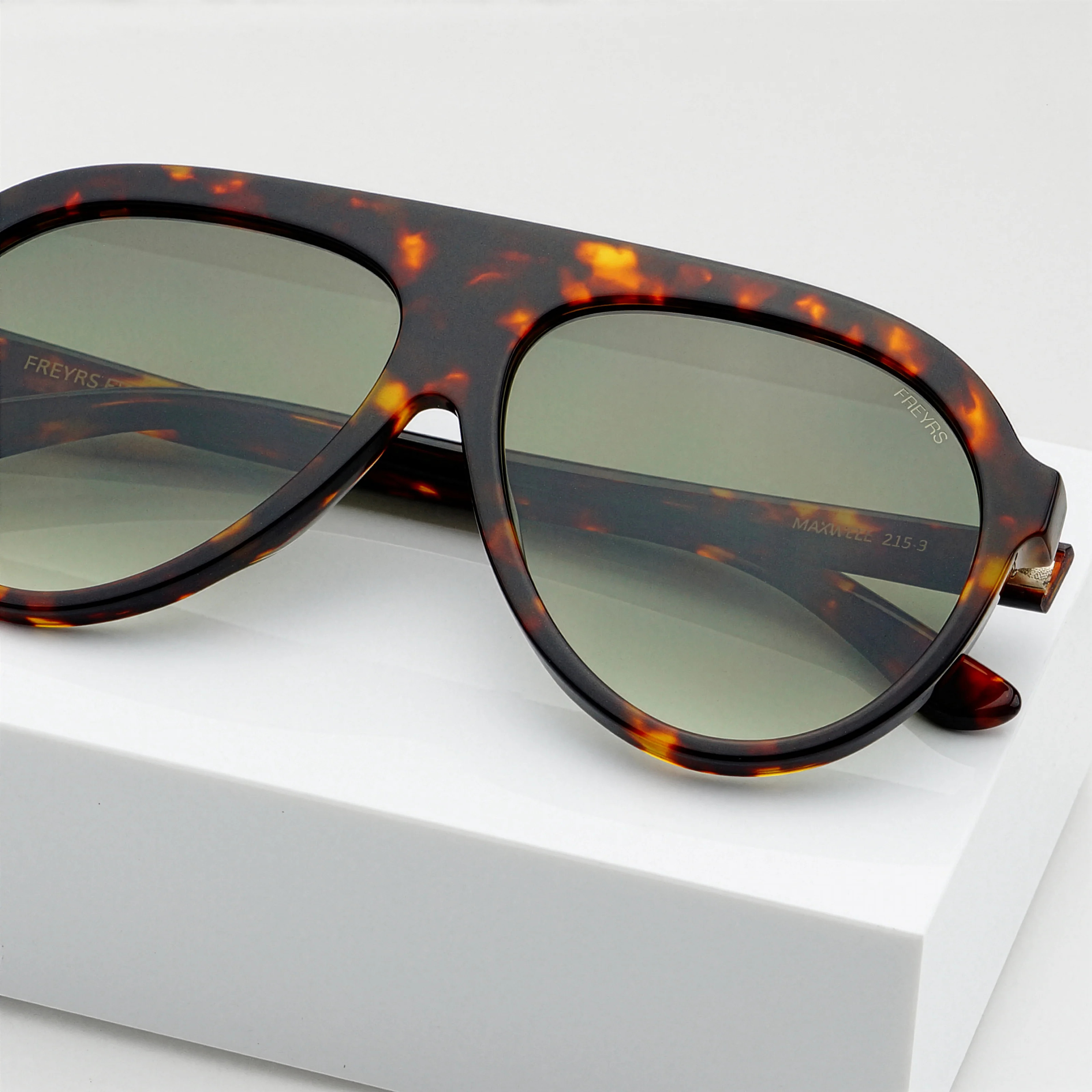 Maxwell | FREYRS