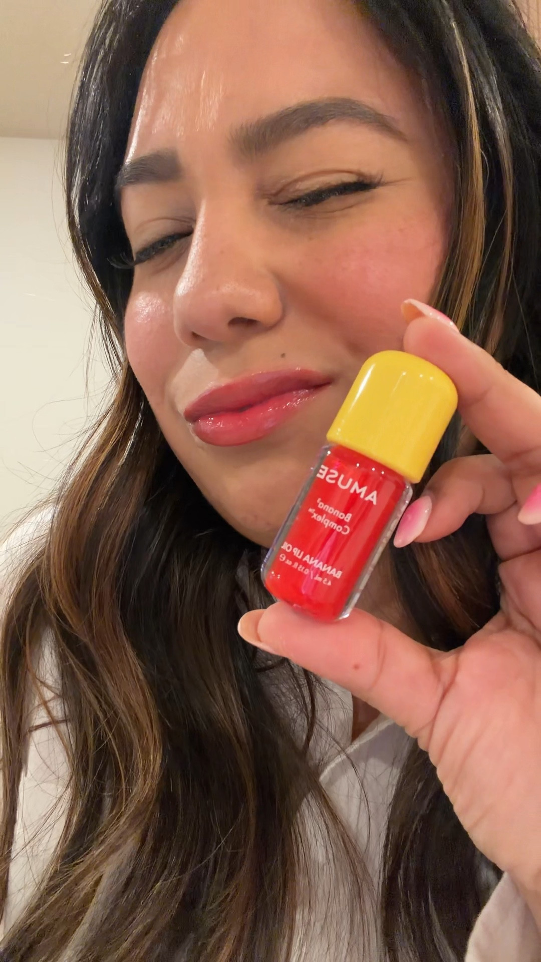 Me encanta este lip oil, no es pegajoso y se siente delicioso en los labios. 

Love this lip oil is not sticky at all and it feel smooth on the lips 👄 

#LTKValentine #LTKBeauty #LTKselfcare