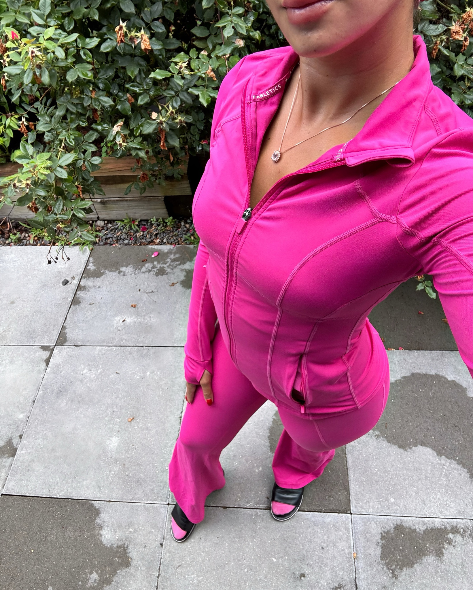 If you thought I wouldn’t show up to Pilates in a full hot pink set… think again 💅🏼

This dragonfruit color is bold and nearly sold out — but don’t worry, the set comes in tons of other shades (and they’re refreshed monthly!). I’ve already collected a few.

The fabric is soft, stretchy, and actually functional: the pants have side pockets for your phone, and the zip-up jacket pockets keep everything secure during your workout. This version features the asymmetrical waistband, but they also offer a classic straight one!

Linked my exact pieces + similar options while they’re still in stock 🛍

#LTKActive #LTKStyleTip #LTKFindsUnder100