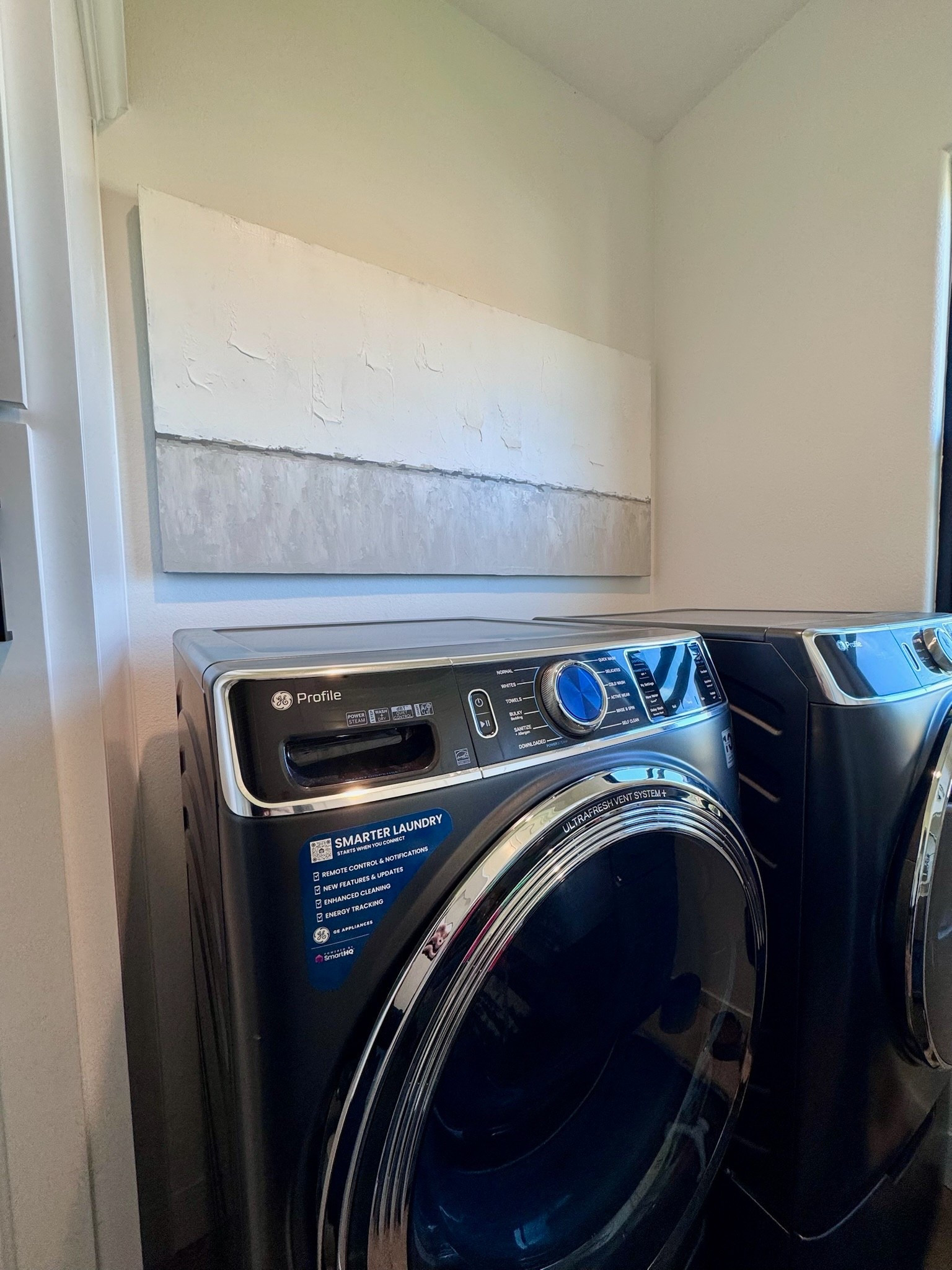 Simple canvas Artwork for the laundry room 〰️

#LTKdayinmylife #LTKHome #LTKU