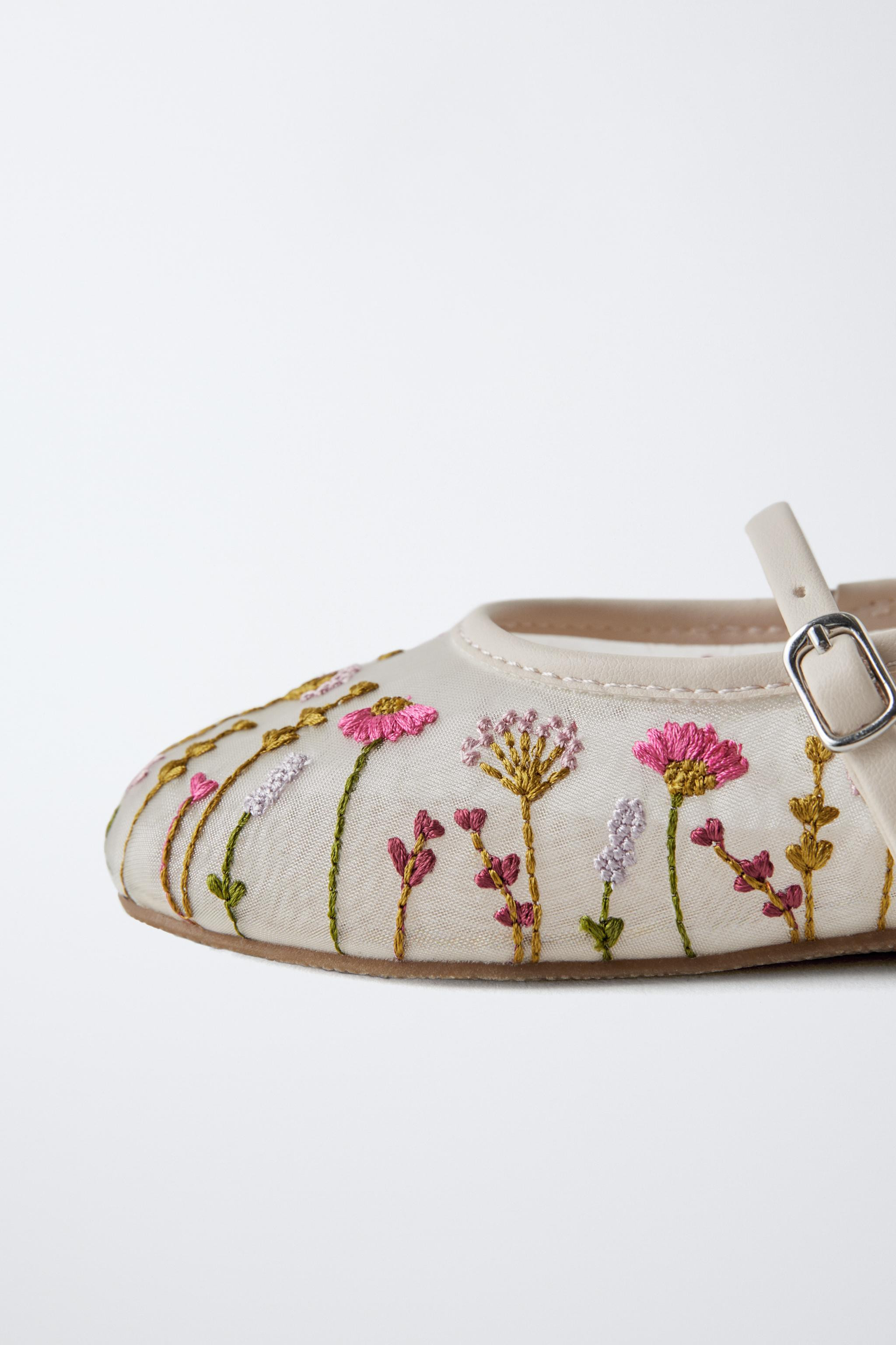 EMBROIDERED BALLET FLATS | Zara US