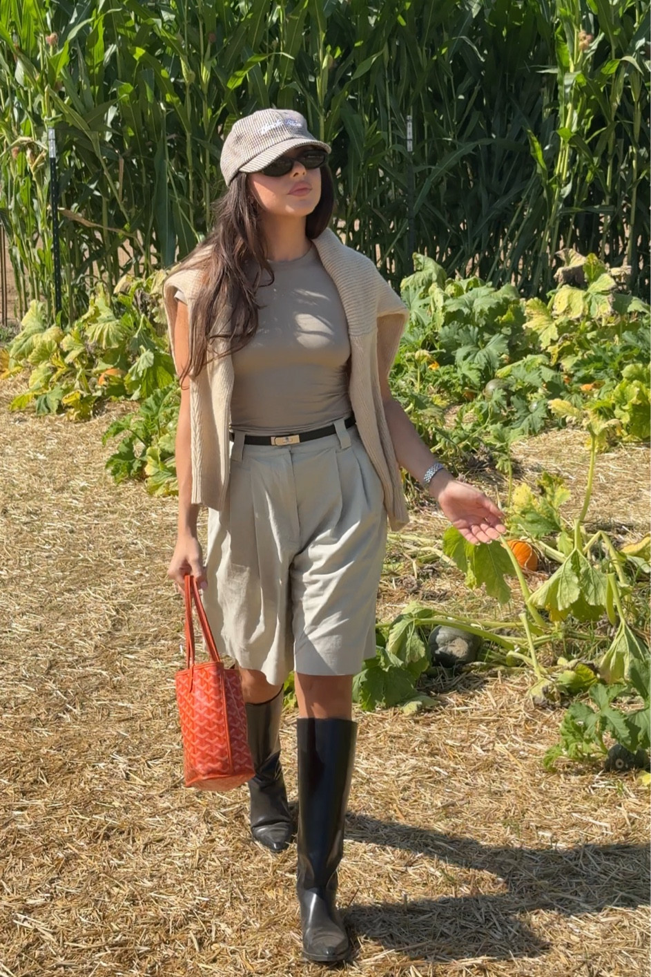 Shorts: Revolve
Belt: Hermes
Hat: Uncle Ric
Bag: Goyard 