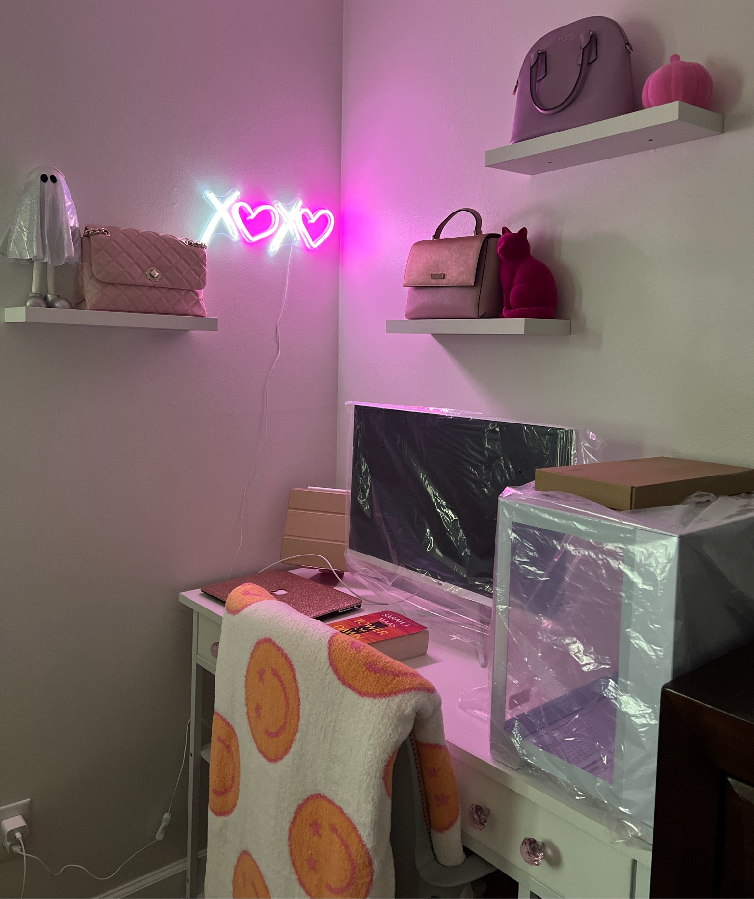 Desk set up 

#LTKSeasonal #LTKBacktoSchool #LTKHome