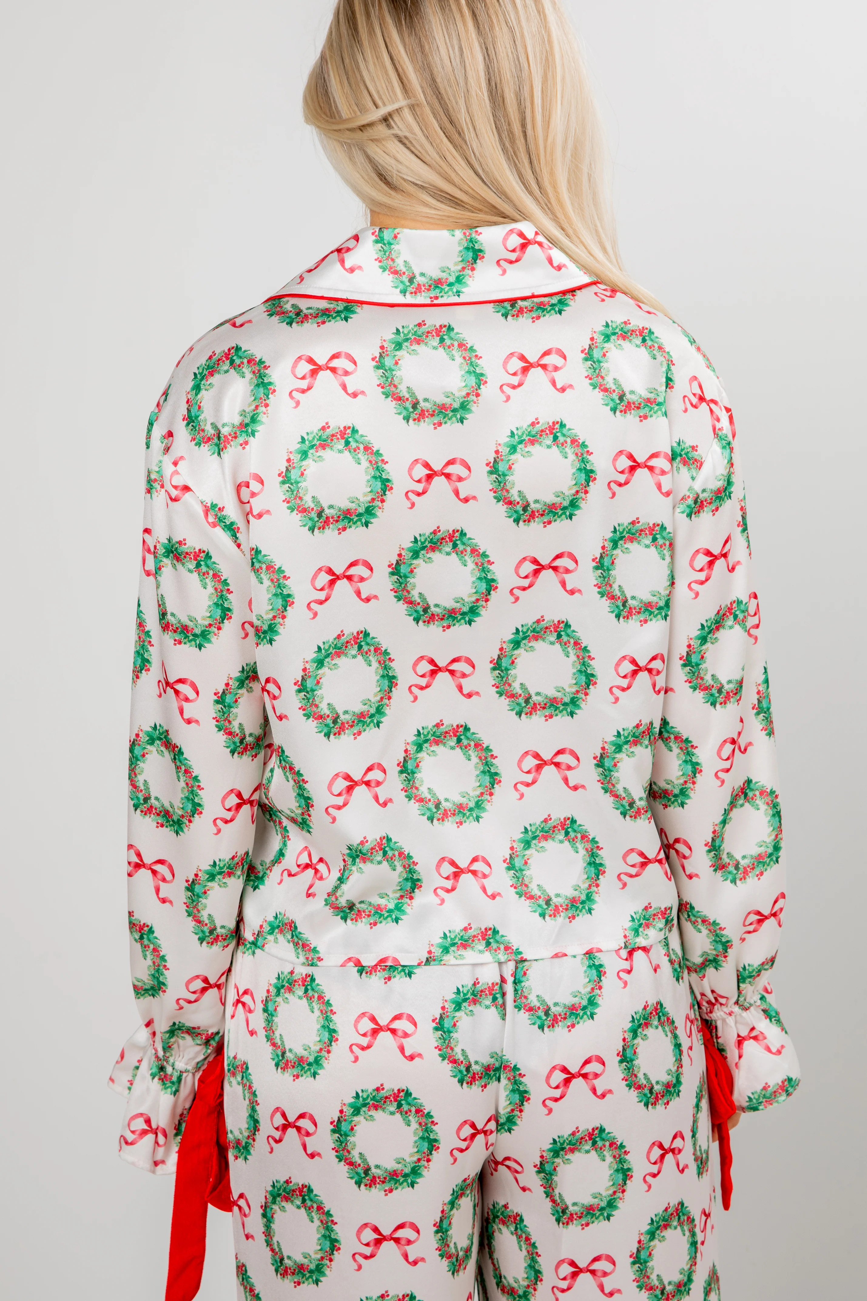All The Comfort Ivory Wreath Pajama Top | Christmas | Dress Up | Dress Up