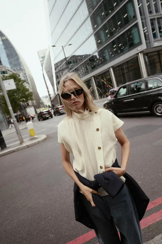 CONTRAST BUTTON SHIRT | Zara US