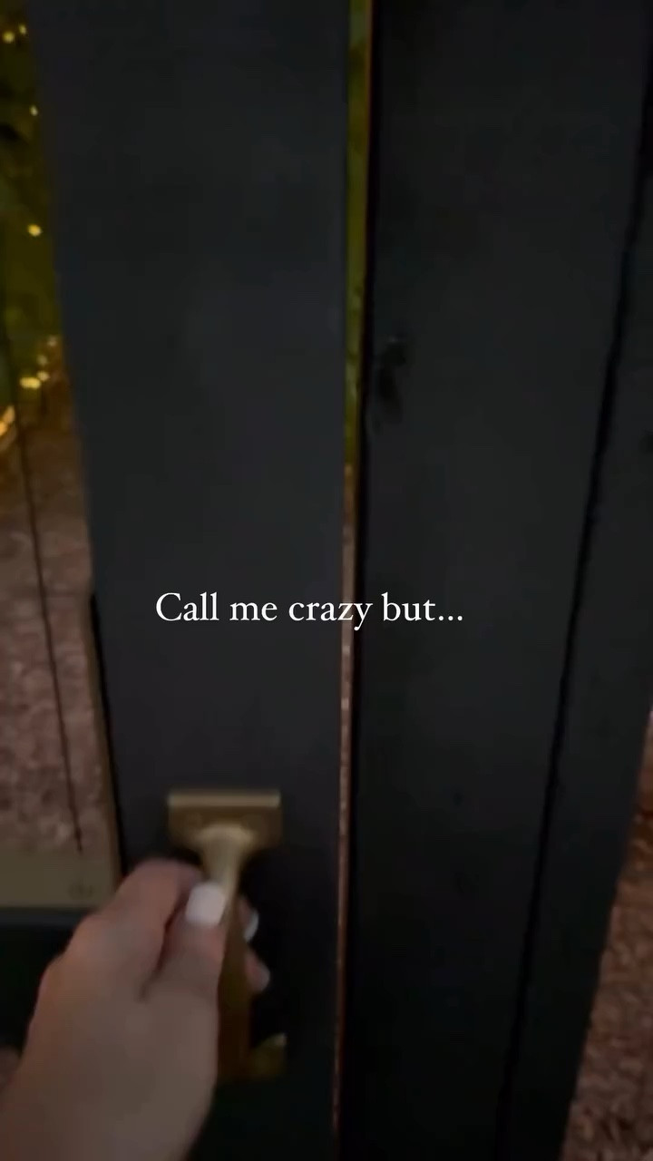 
And follow me to see if I add more trellises and twinkle lights to my garden this year.🙌🏼