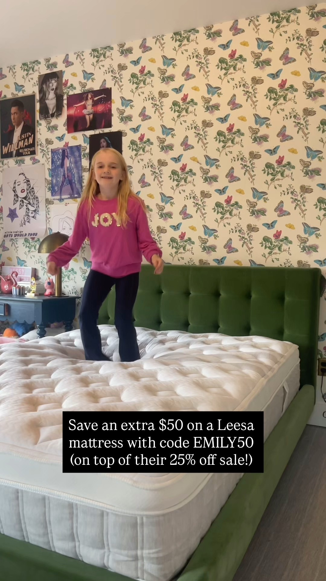 I know I talk about my Leesa mattress all the time but it’s because I LOVE IT SO MUCH. If you wanted to snag one during their cyber Monday sale but thought you missed it, don’t worry! They just extended their sale and you can still snag one for 25% off (plus you can save an extra $50 with code EMILY50). Linking my exact mattress below - I have the plush one and am obsessed with it. Happy mattress hunting! @leesasleep #leesapartner