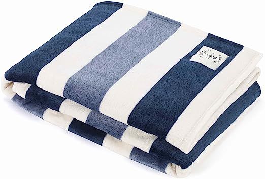Nautica - Throw Blanket, Super Soft & Cozy Fleece Bedding, Stylish Home Decor, Dorm Room Essentia... | Amazon (US)