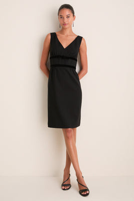 Black Wool Bow Detailed Natalie Dress | Tuckernuck (US)