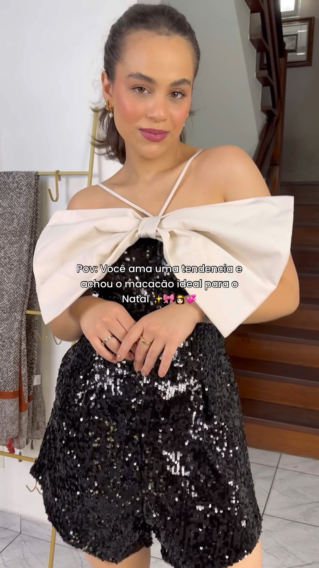 O macacão perfeito existe SIM! Não é de agora que o laço e o paetê estão bombando, e vão continuar nos radares por um tempo ainda viu! ✨🎀👸🏻💞

#NatalLTK #LTKGift

#LTKHoliday #LTKVideo #LTKbrasil