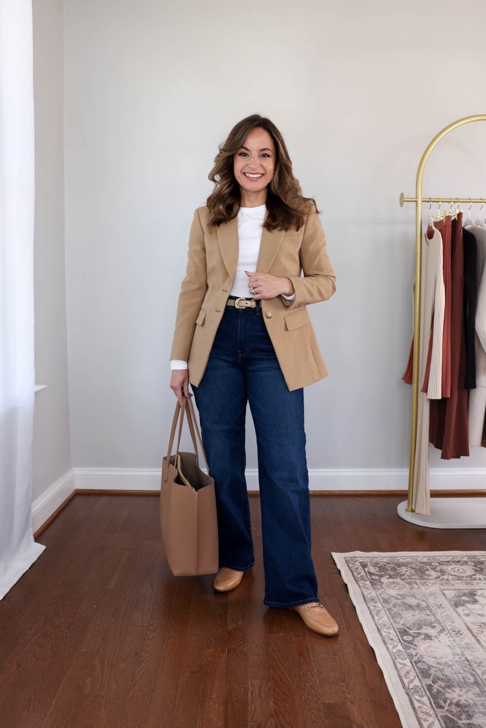 The 2025 fall workwear capsule series: five outfits for work with jeans! 


White long sleeve top (Quince): xs 
Tan blazer (J.Crew): petite 00 in burnished saddle 
Wide leg jeans (Madewell): petite 24 in pipestone wash / 10.5” rise / 28” inseam 

My measurements for reference: I’m 4’10” and 105lbs. My bust, waist, and hip measurement is 32”, 24”, and 36”.

#LTKPetite #LTKWorkwear