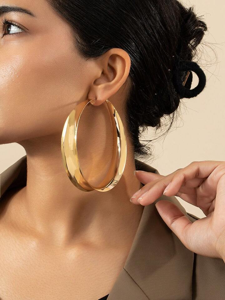 1 Pair Of Punk Oversized Wide Hoop Earrings For Women, Suitable For Party And Daily Wear | SHEIN