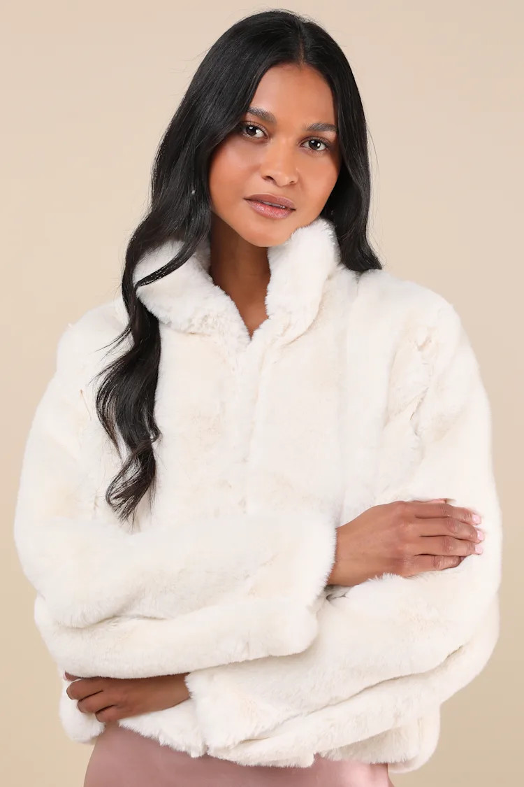 A Chic Classic Ivory Faux Fur Coat | Lulus