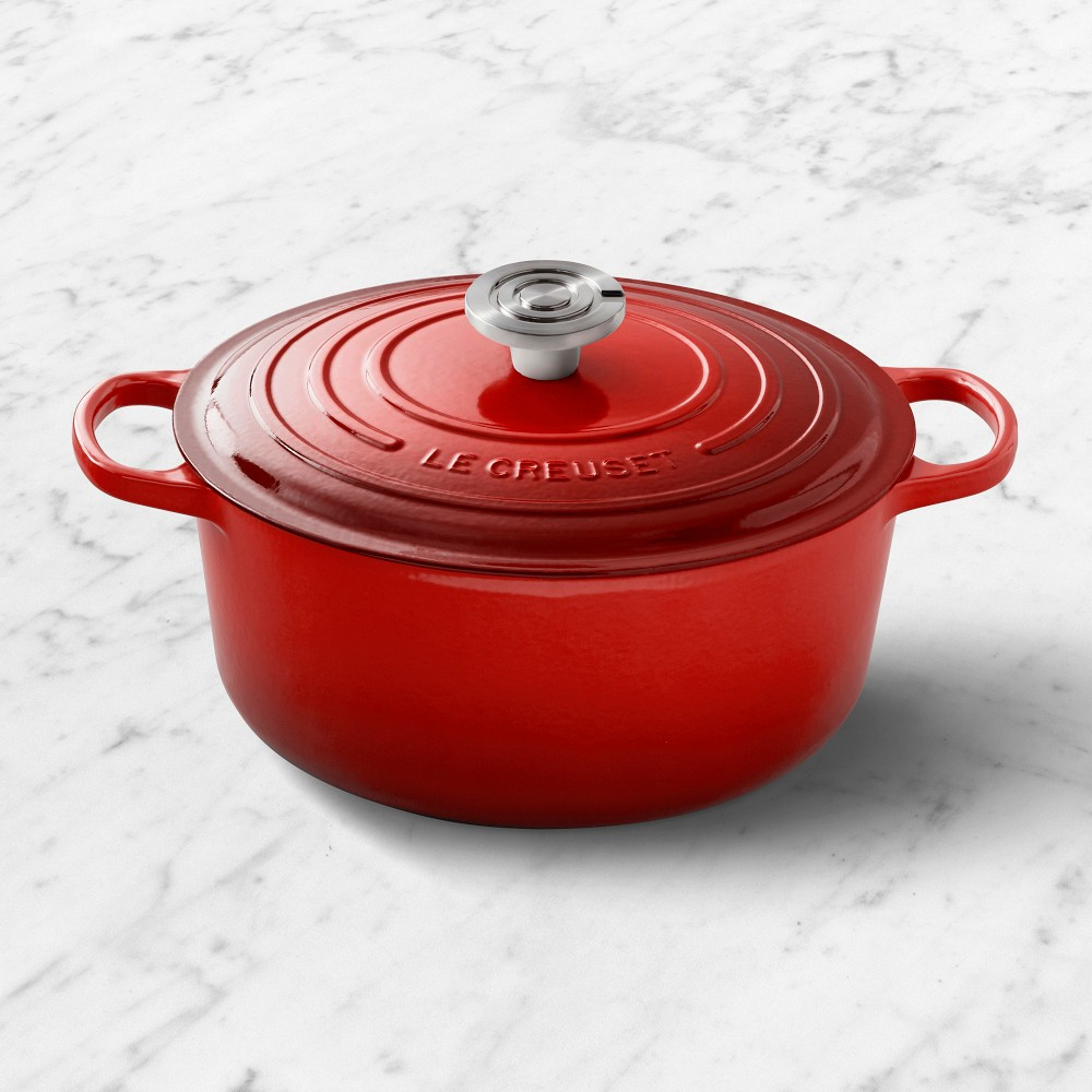 Le Creuset Signature Enameled Cast Iron Round Dutch Oven | Williams-Sonoma