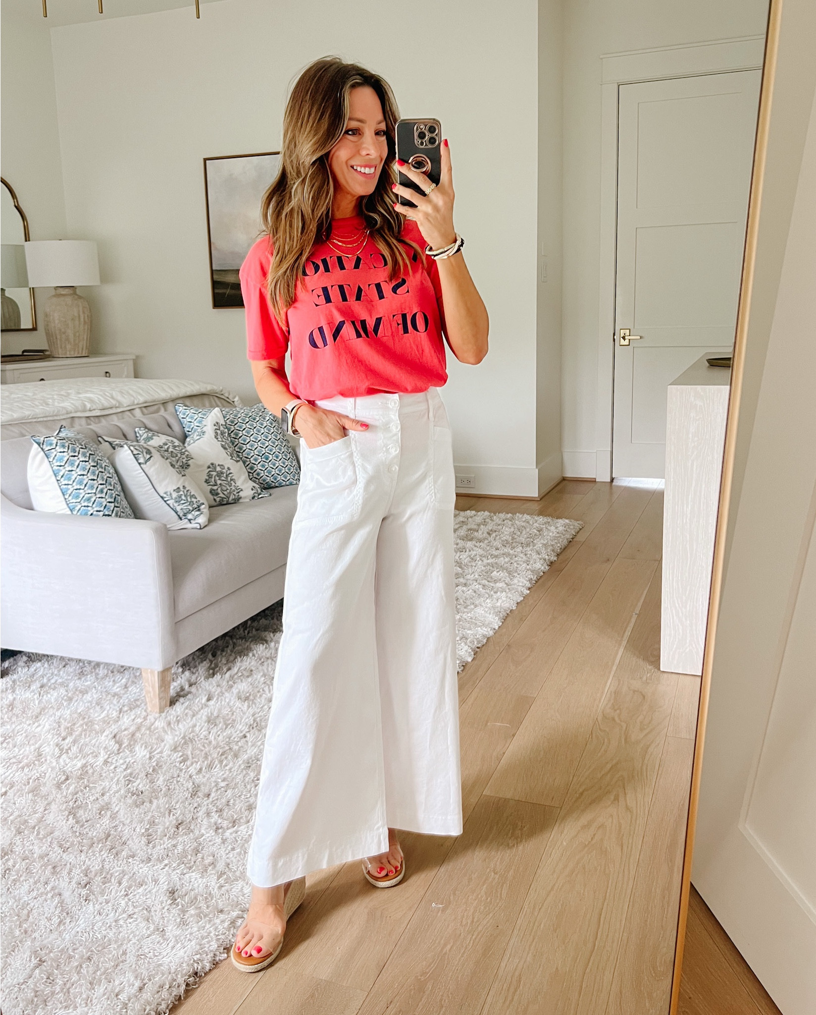 Linen pants by the beach are a must!! 🏝️ Loving these from Evereve, they give you legs for days✨

Tee Fit: I’m wearing an XS

Pants Fit: I’m wearing a 24

#LTKFindsUnder100 #LTKPetite #LTKStyleTip