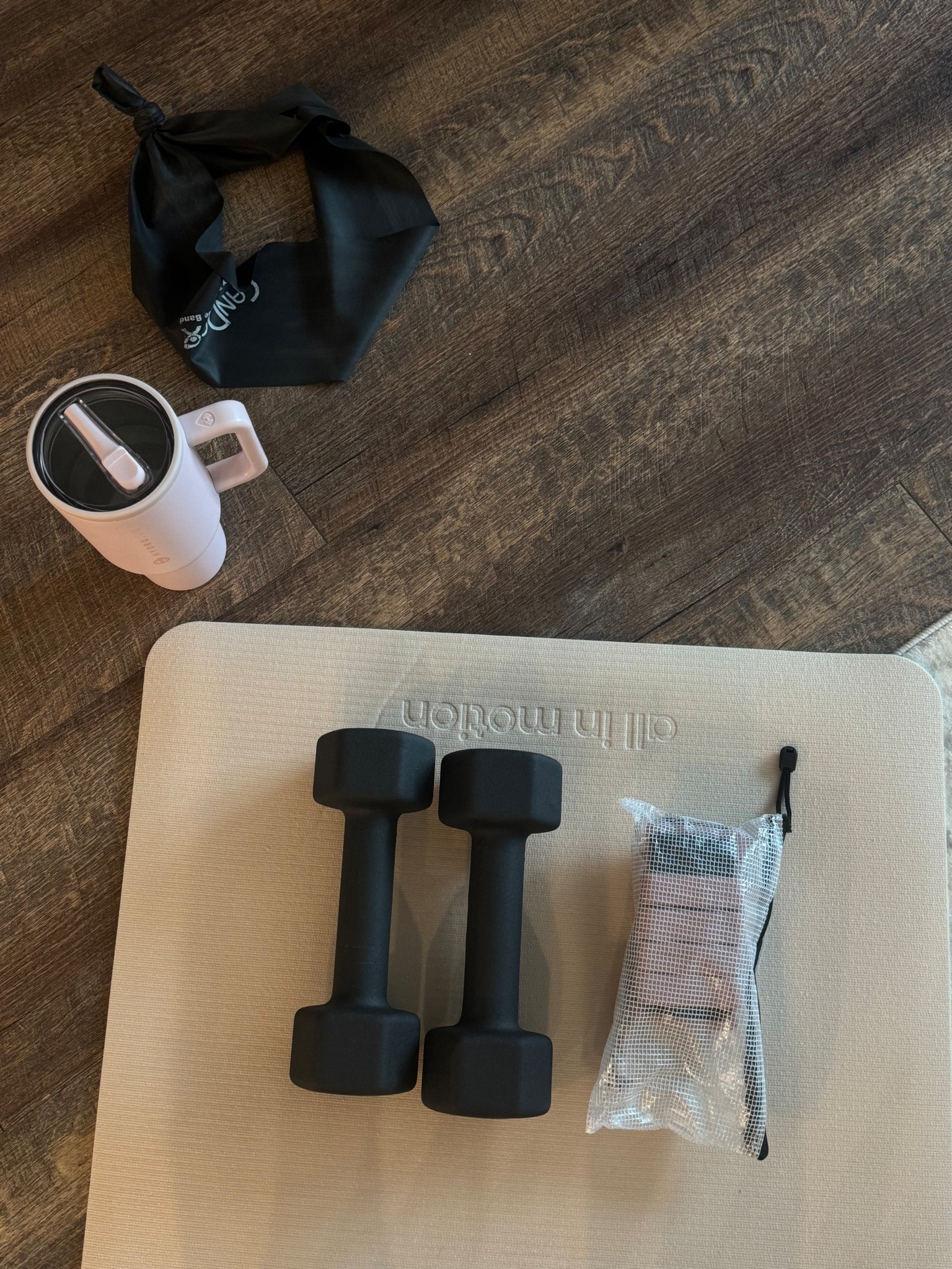 workout from home 

#LTKActive #LTKmomlife #LTKfitnessgoals