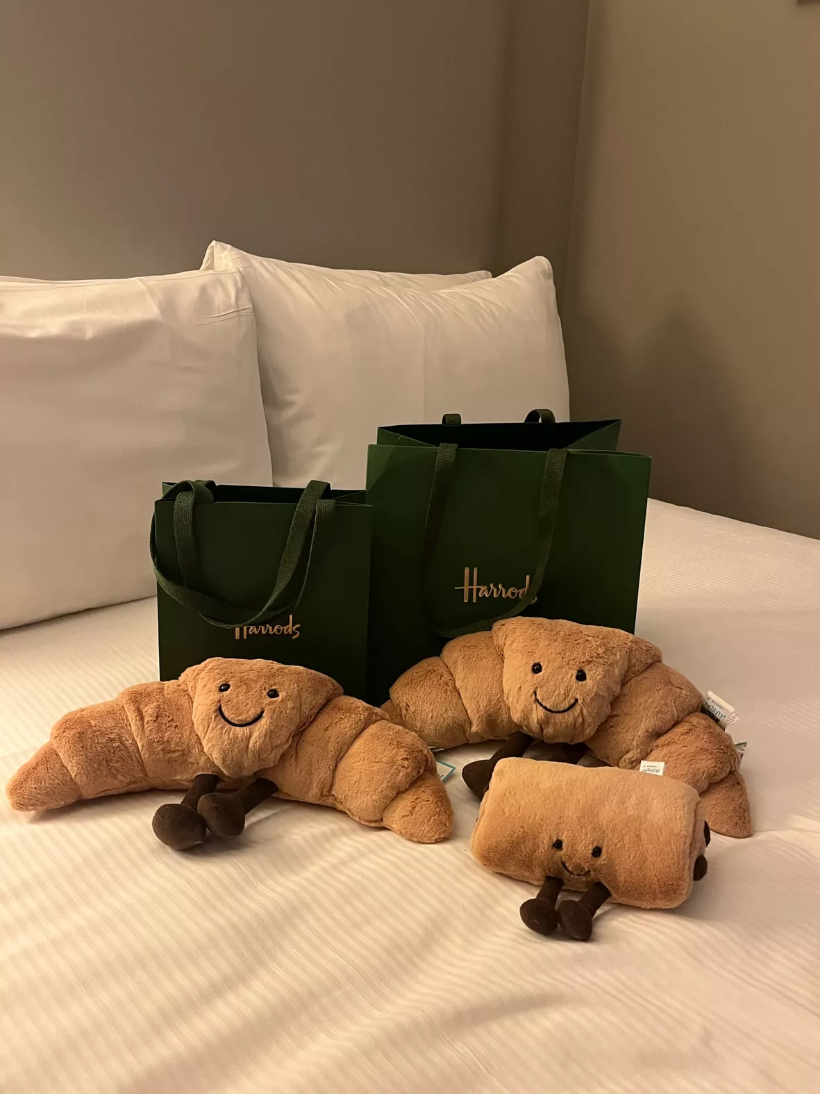 Jellycat Amuseable Pain Au Chocolat Jellycat Amuseable Pain Au Chocolat