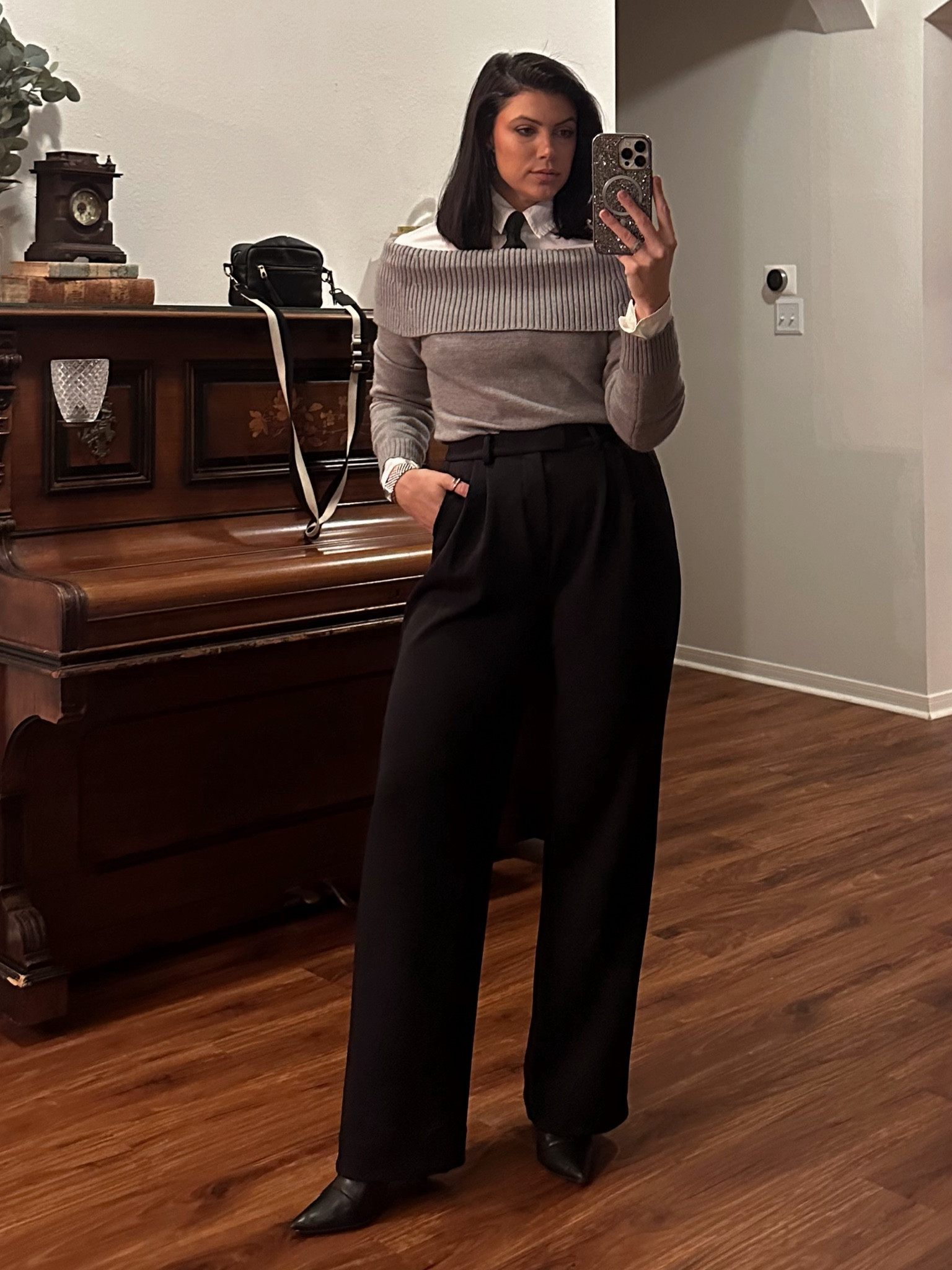 Capsule wardrobe outfit; incorporating a lot of layers; workwear outfit. Sized up 2 sizes in sweater for an oversized fit 


#LTKStyleTip #LTKWorkwear #LTKSeasonal