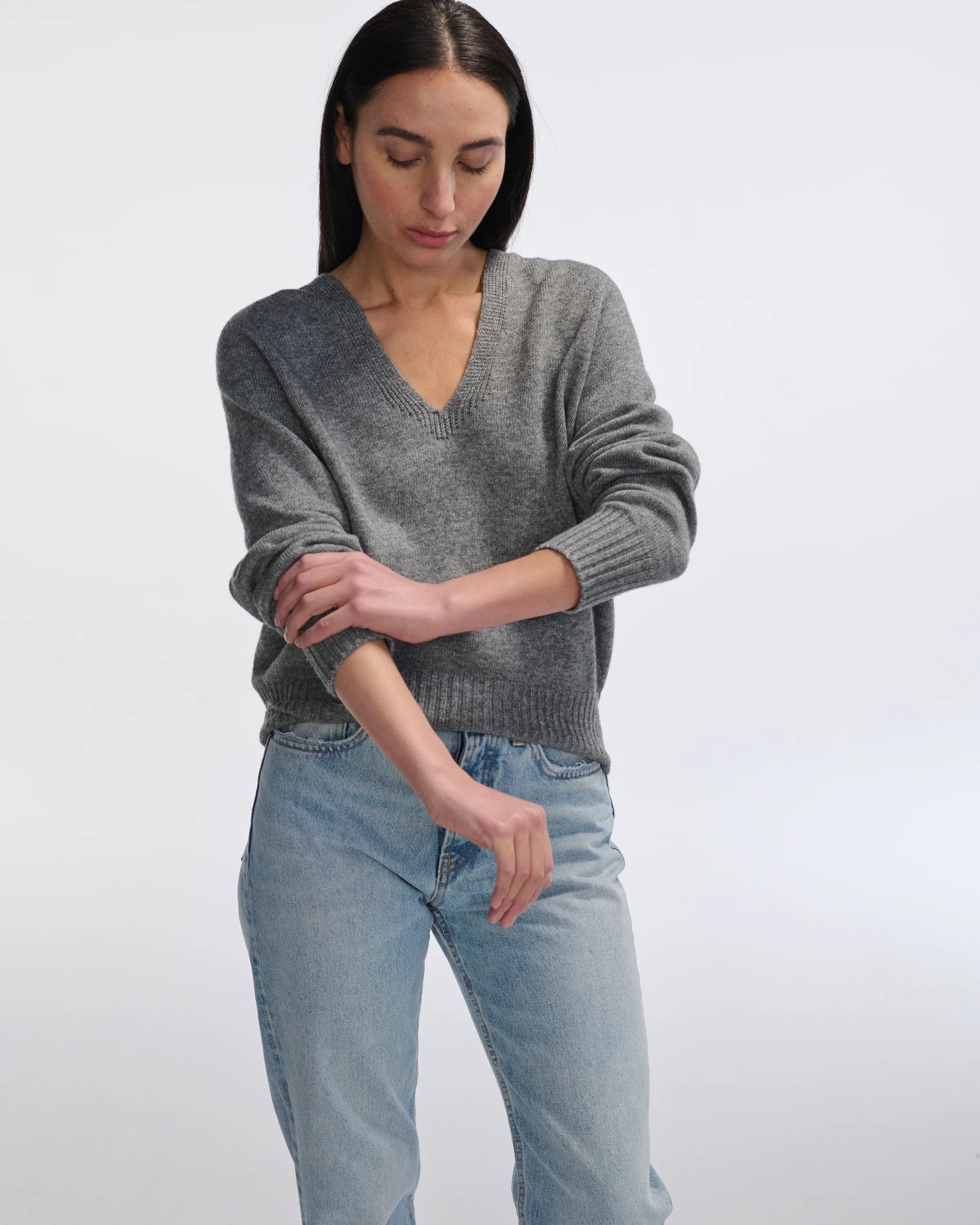 V Neck Pullover Sweater | Almina Concept