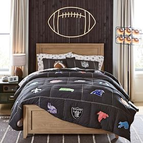 Hampton Classic Bed | Pottery Barn Teen