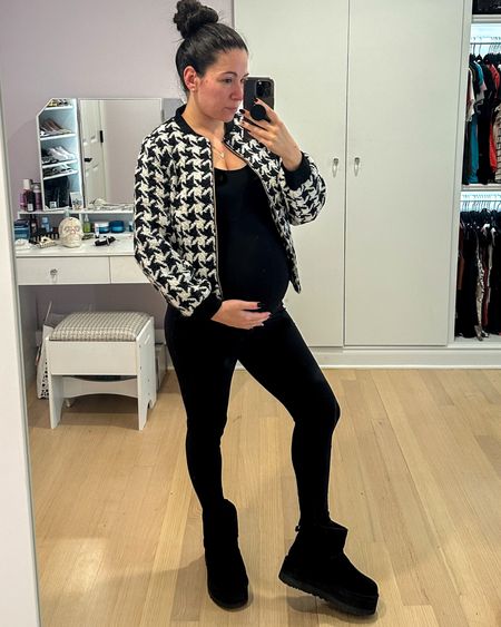 I’m obsessed with my new houndstooth jacket and it even works with my bump if I keep it open. I got my usual size small and am wearing a maternity jumpsuit underneath. I also love these platform Uggs—a great and simple outfit for the winter. 

#LTKSeasonal #LTKbump #LTKshoecrush