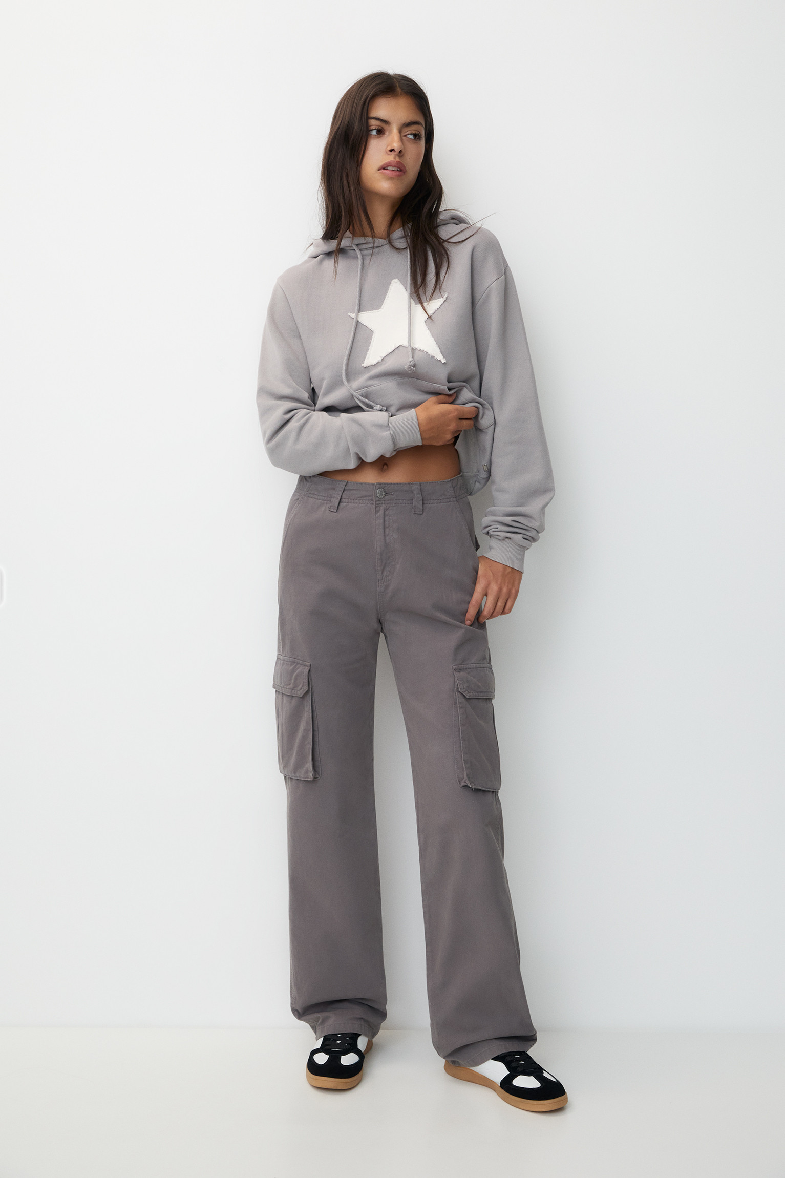 High waist cargo trousers | PULL and BEAR UK