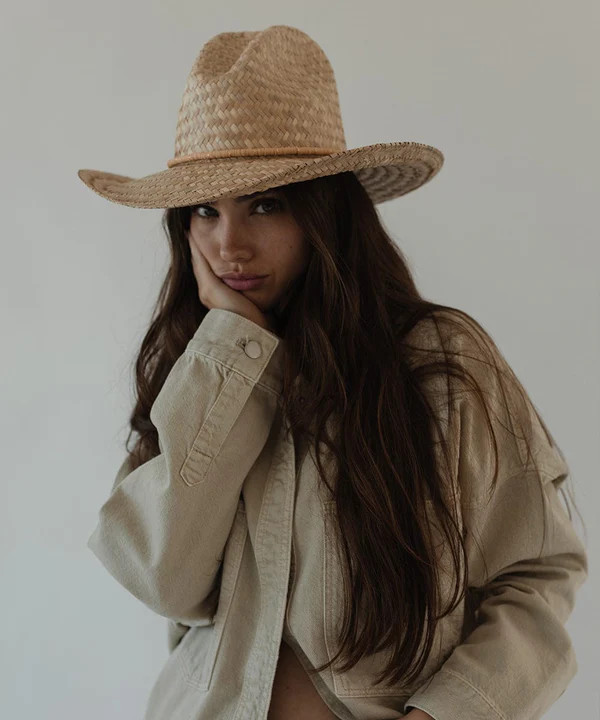 Linny Gus Crown | Gigi Pip