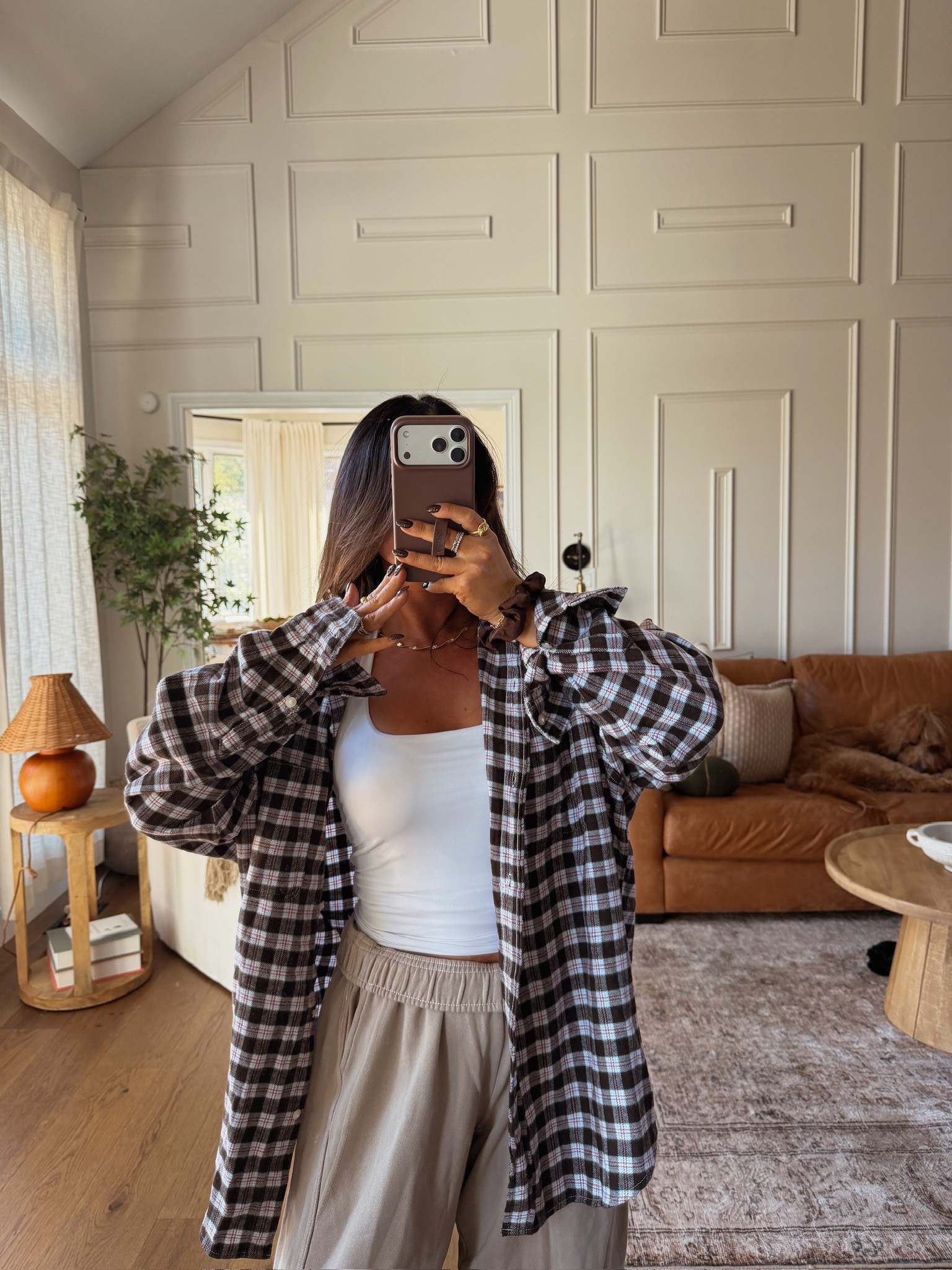 Give me all the oversized flannels 🤎🍂