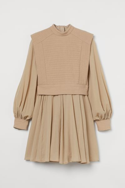 Short dress in a cotton weave with a quilted bodice and quilted cuffs. Small stand-up collar, def... | H&M (UK, MY, IN, SG, PH, TW, HK)