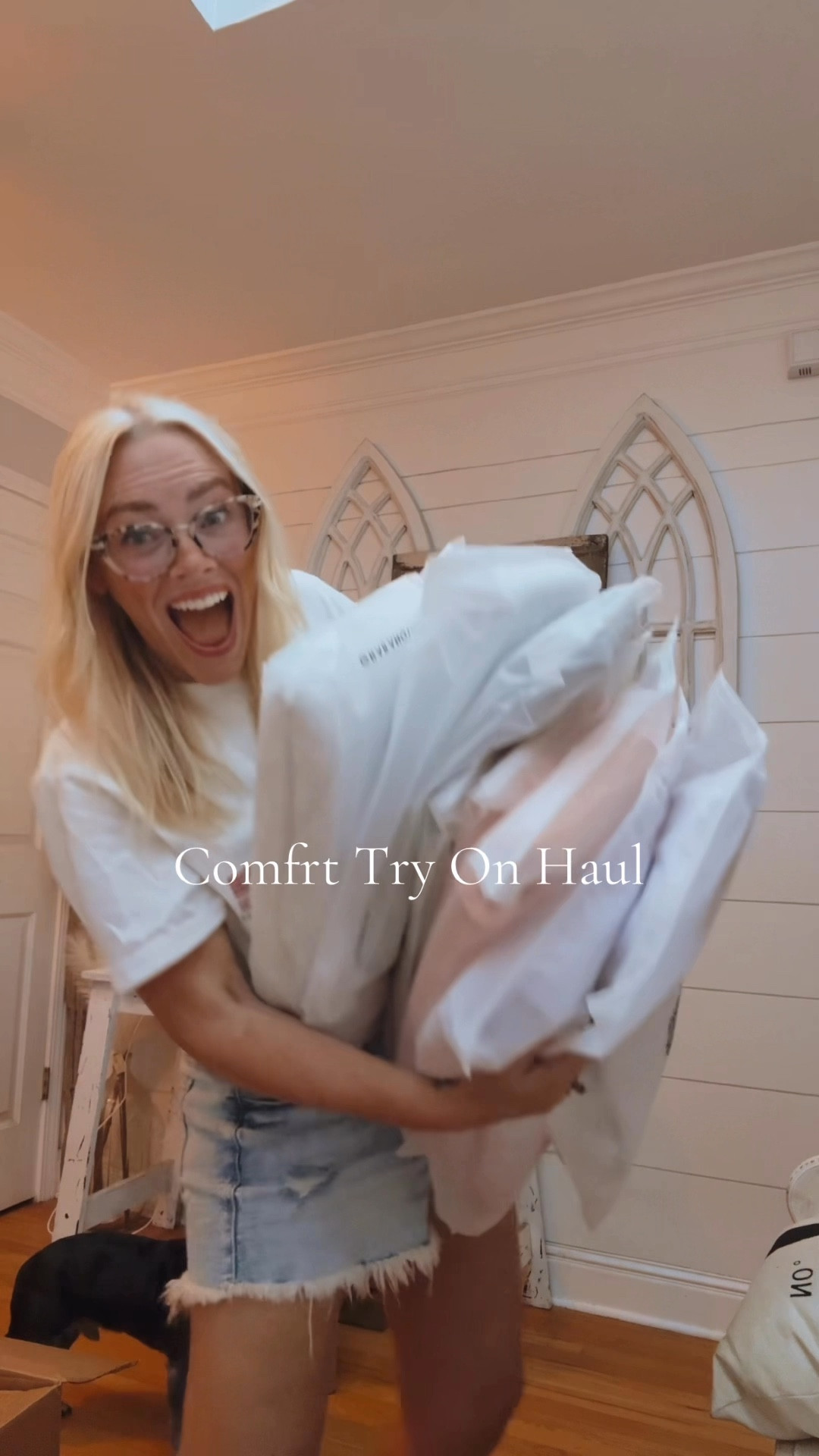 Comfrt haul Try On!!
Age is no hindrance for comfort. Whether you are 18 or 58 these sets are PERFECT for you!!
See video for my sizes!!


#LTKStyleTip #LTKTravel #LTKOver40