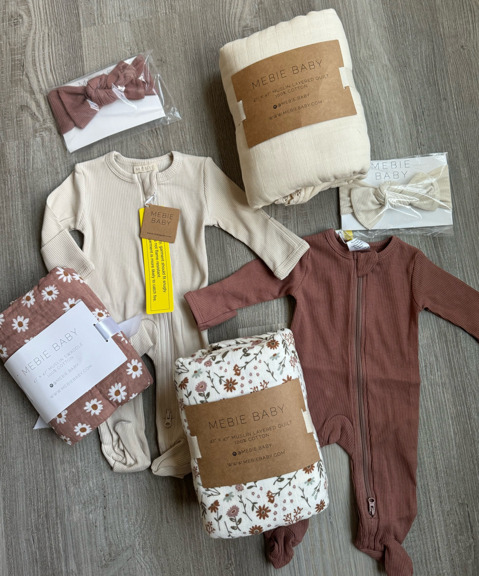 Baby’s first outfits 🥹🥹 