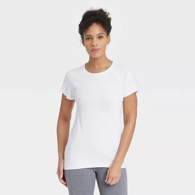 Women's Core Seamless Short Sleeve T-Shirt - All in Motion™ | Target