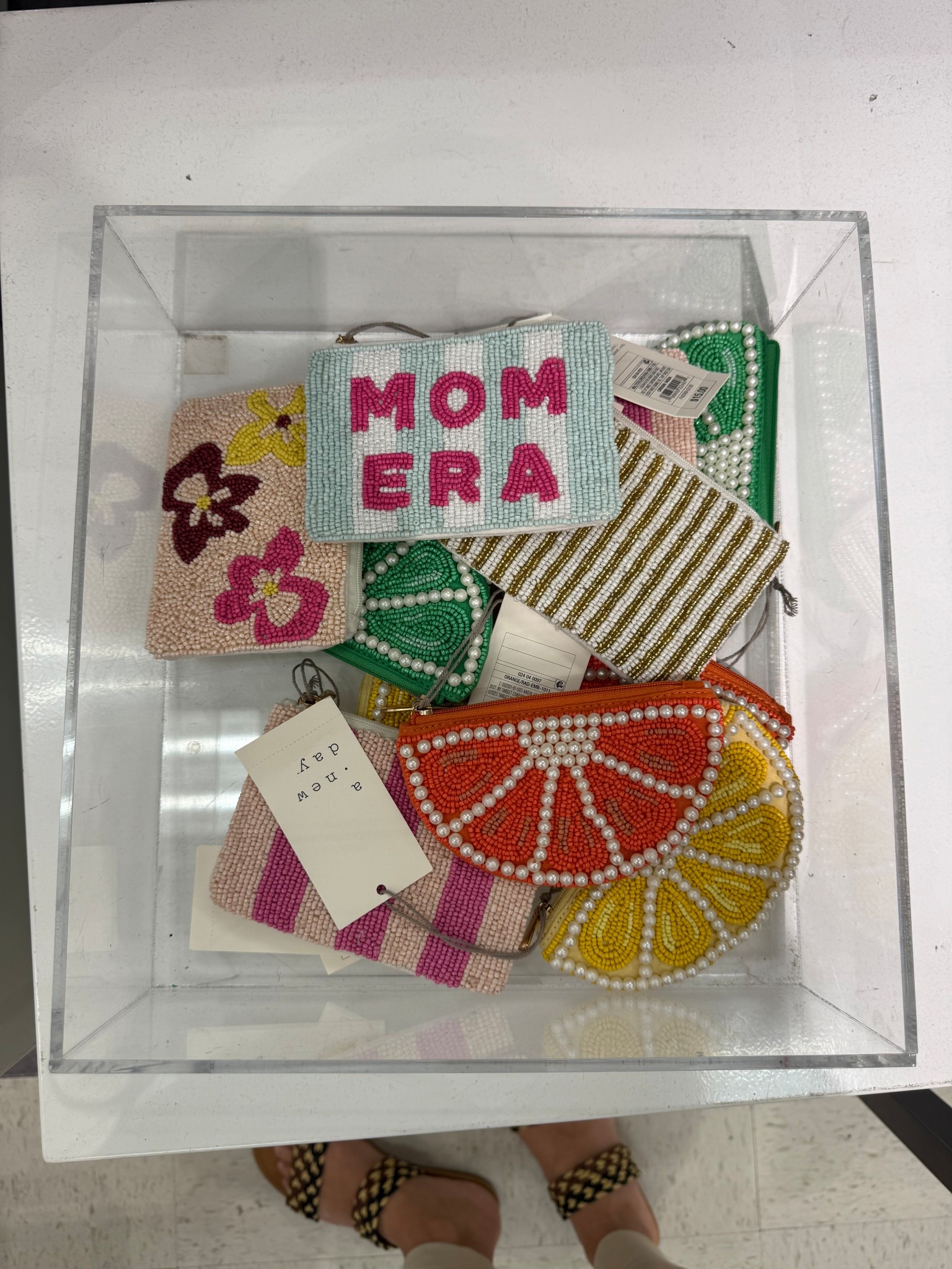 Berry cute 🥰 Mom era 💁‍♀️🍓🍊🍋