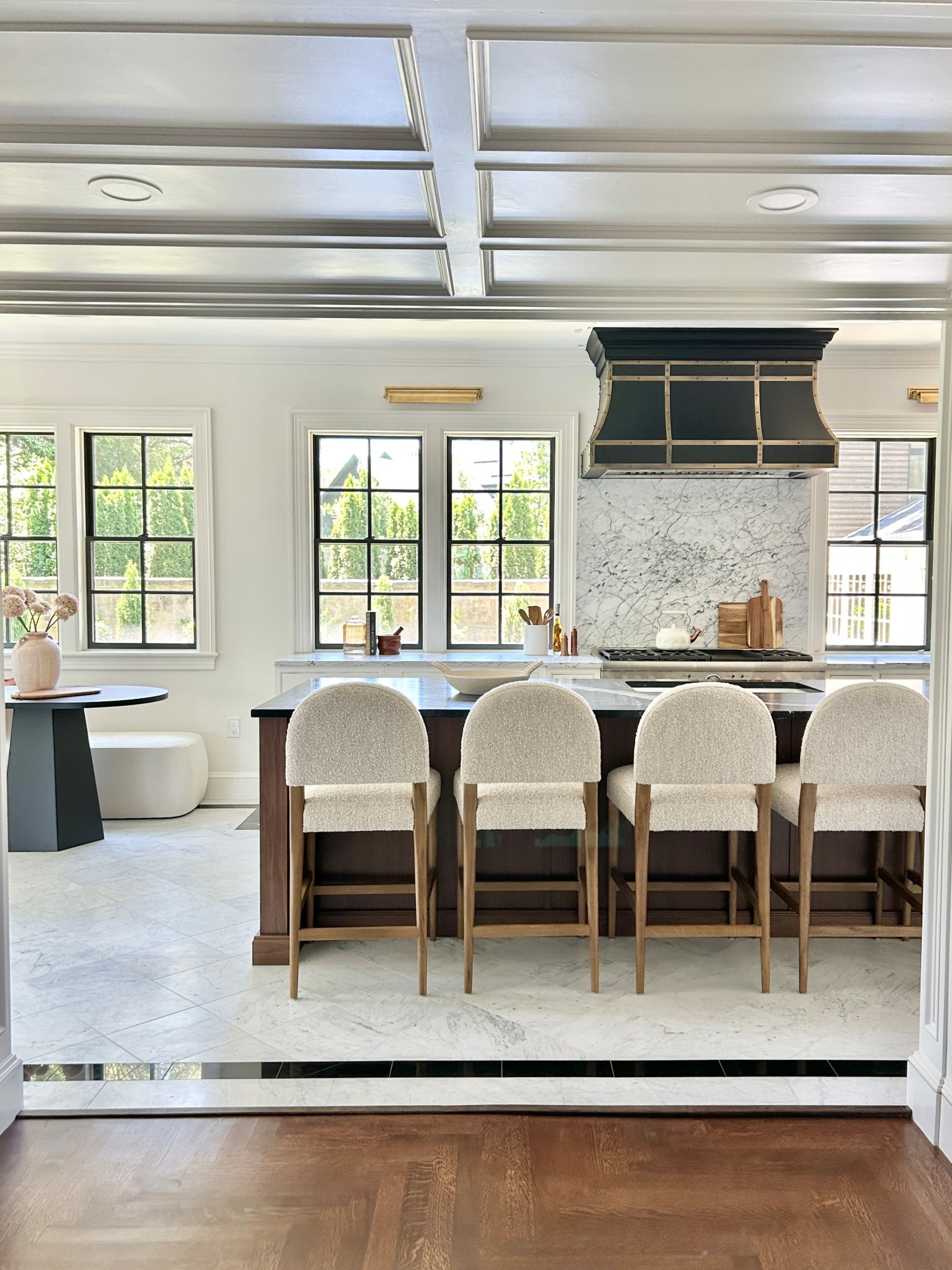 Upholstered rounded counter stools.

#counterstools

#LTKHome