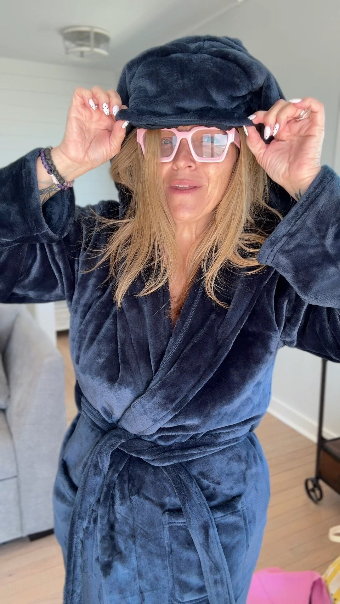 My out of office is on and this robe is the reason 😌✨ The CMFRT Do Not Disturb Robe is soft, cozy, and basically tells the world exactly how you feel. Calls? Cancelled. Plans? Rescheduled. This robe? Never coming off.

#LTKmomlife #LTKselfcare #LTKMothersDay