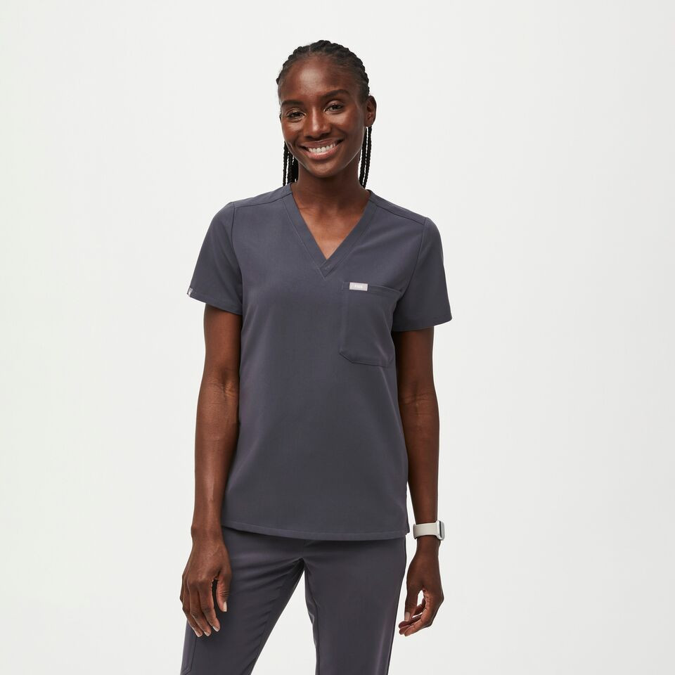 Women's Catarina One-Pocket Scrub Top™ - Charcoal · FIGS | FIGS