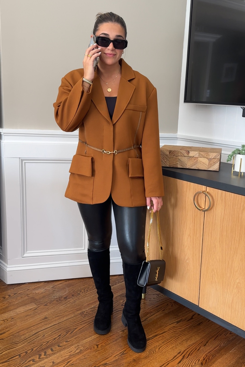 Fall fashion just makes me so happy! So many ways to style a blazer like this & I am living for it! 

#LTKStyleTip #LTKSeasonal #LTKFallSale