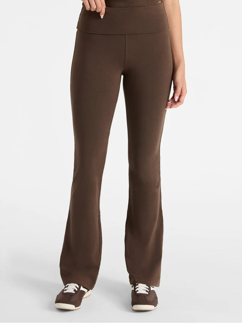 No Boundaries Flare Pants with Foldover Waistband, Women's | Walmart (US)