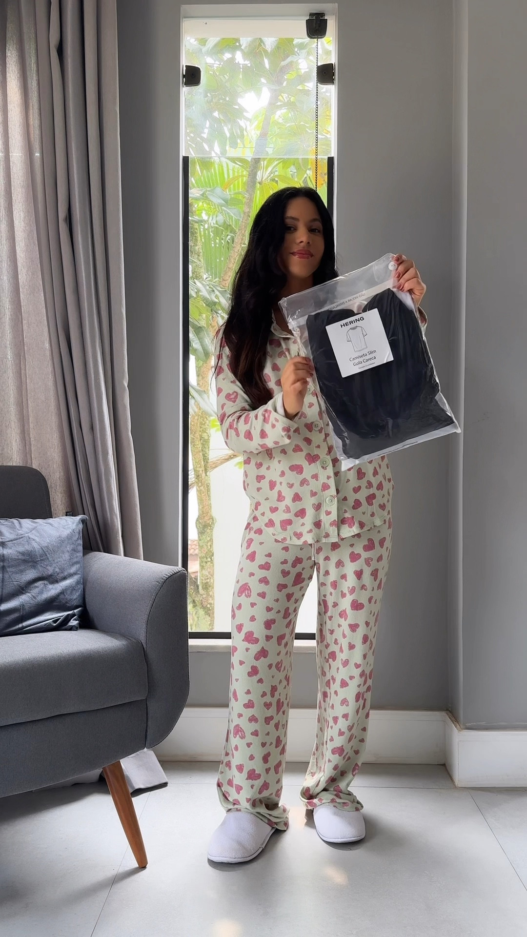 Looks com camiseta 🤍 aproveita a promo & já garante seu kit 👇🏻

#LTKpromo #LTKbrasil