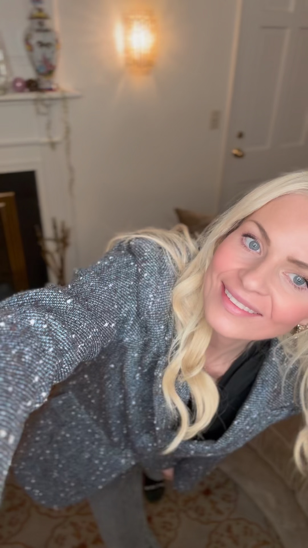 Hi Guys! Happy Saturday! Trying to spread 🫶🖤💙🫶and wanted to show you my cute #ootd and new jeans in a new style in a new wash available #instore and linked🔗🔗🔗sending everyone good vibes and love ♥️ ALSO - sold out of this blazer online and can’t link it on the LTK but will link directly brand sight! 

#LTKSeasonal #LTKOver40 #LTKWatchNow