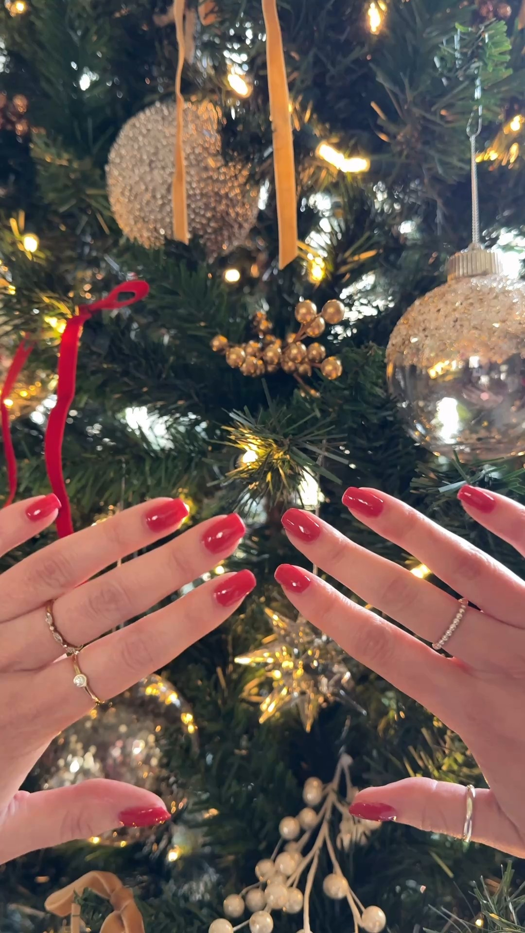 This would make a great gift for any DIY girl 💅🏻
So far I’ve gotten my nails to last over 2 weeks!

If you have any questions, drop them in the comments 💬

Red gel nails, diy gel nails, winter nails, diy nails, nail kit, red nails, holiday nails, gift ideas for her, @opi 
#diynails #gelnails #opinails

#LTKGiftGuide #LTKHoliday #LTKBeauty