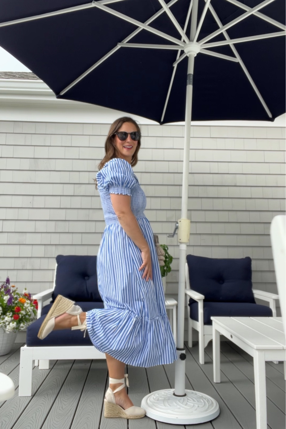 A few outfit checks from last week on the Cape! Hill House dress, Sézane espadrilles and STIK clutch 